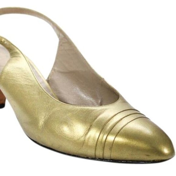 Salvatore Ferragamo Gold Leather Closed Toe Pumps